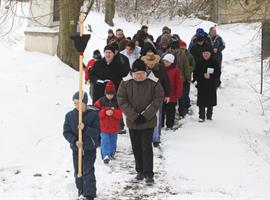 Velkopáteční křížová cesta 2013